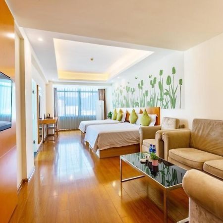Greentree Alliance Sanya Jiyang District Yalongwan Road Hotel Exterior photo
