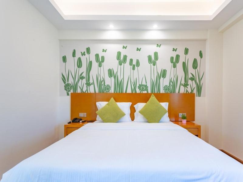 Greentree Alliance Sanya Jiyang District Yalongwan Road Hotel Exterior photo