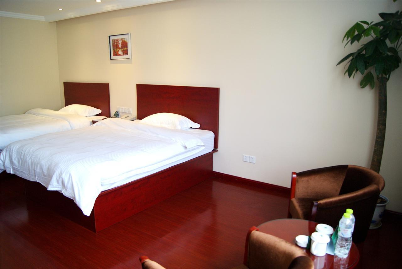 Greentree Alliance Sanya Jiyang District Yalongwan Road Hotel Exterior photo