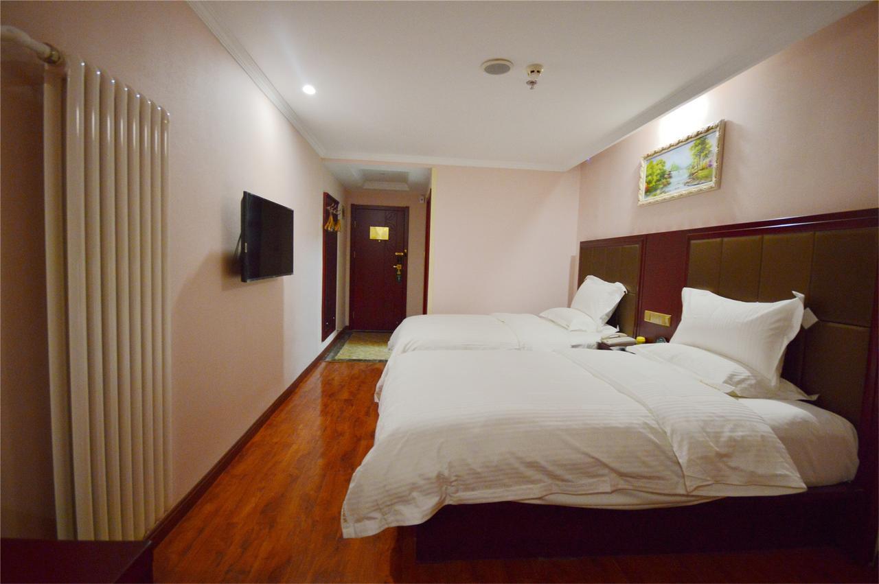 Greentree Alliance Sanya Jiyang District Yalongwan Road Hotel Exterior photo