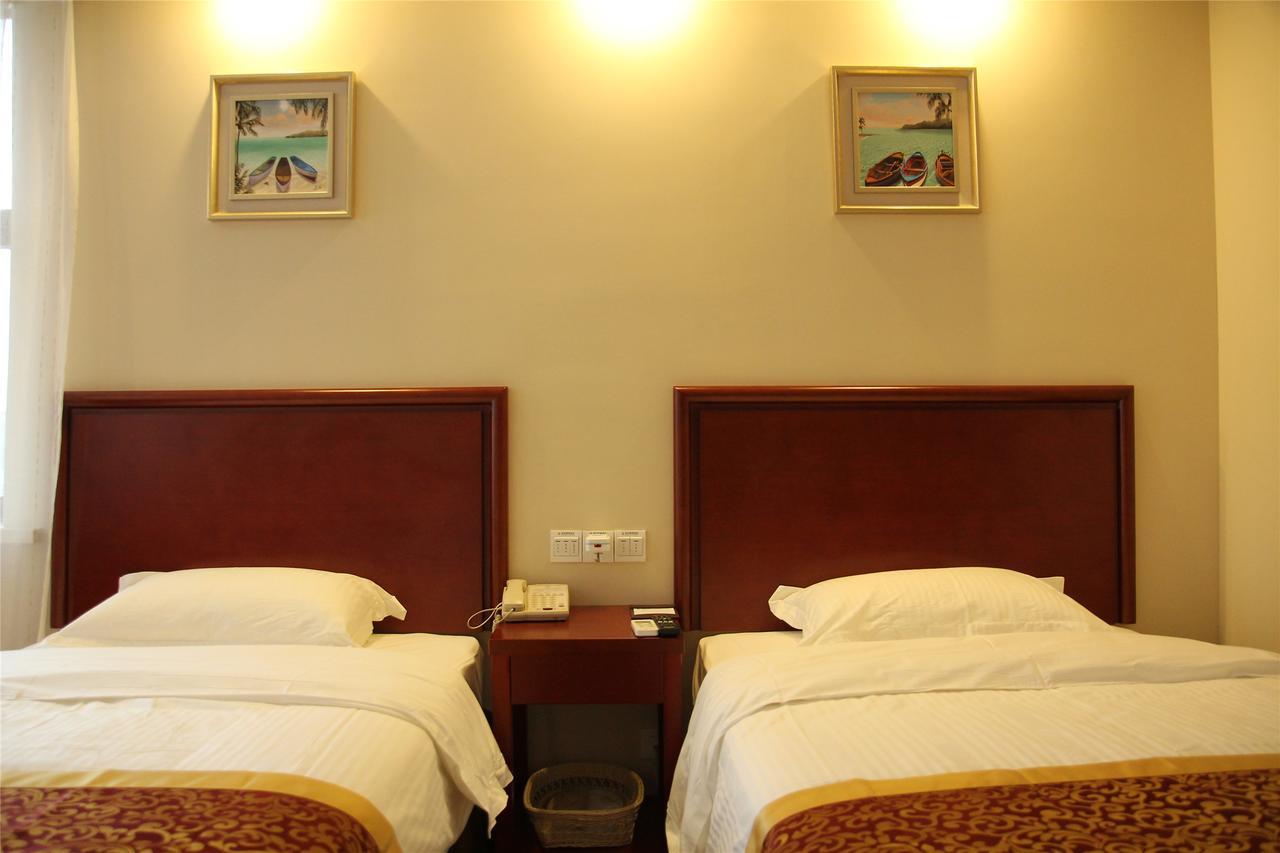 Greentree Alliance Sanya Jiyang District Yalongwan Road Hotel Exterior photo