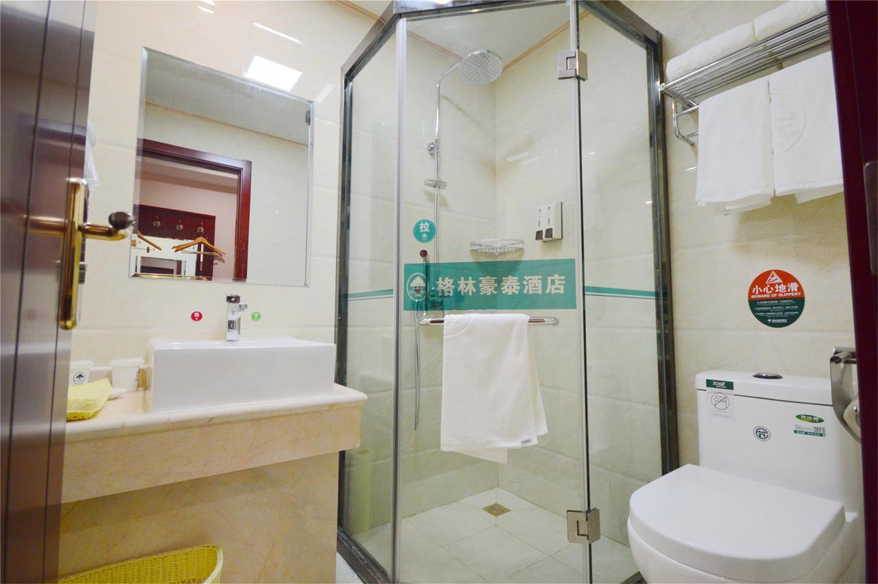 Greentree Alliance Sanya Jiyang District Yalongwan Road Hotel Exterior photo