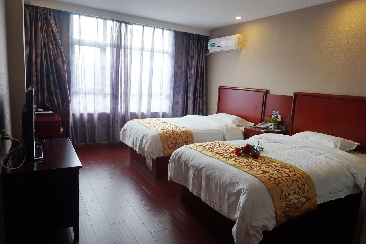 Greentree Alliance Sanya Jiyang District Yalongwan Road Hotel Exterior photo