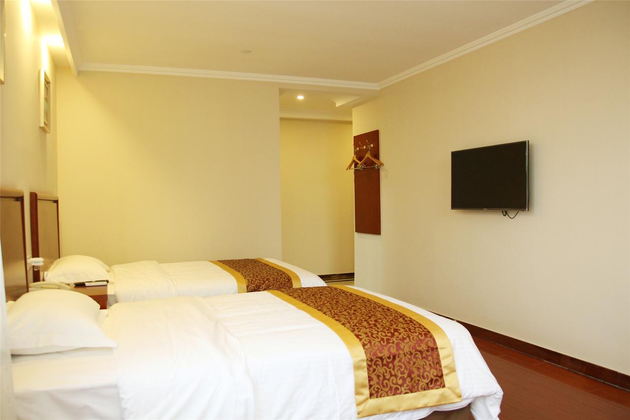 Greentree Alliance Sanya Jiyang District Yalongwan Road Hotel Exterior photo